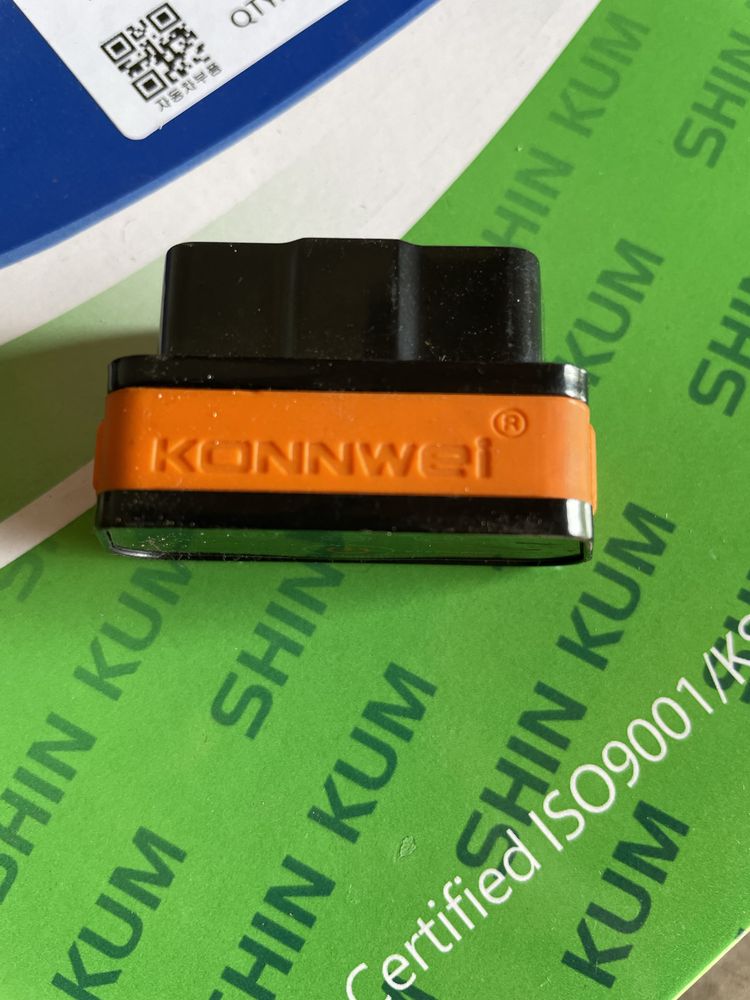 Автосканер Konnwei KW905 Orange BT 5.0 для Android та iOS