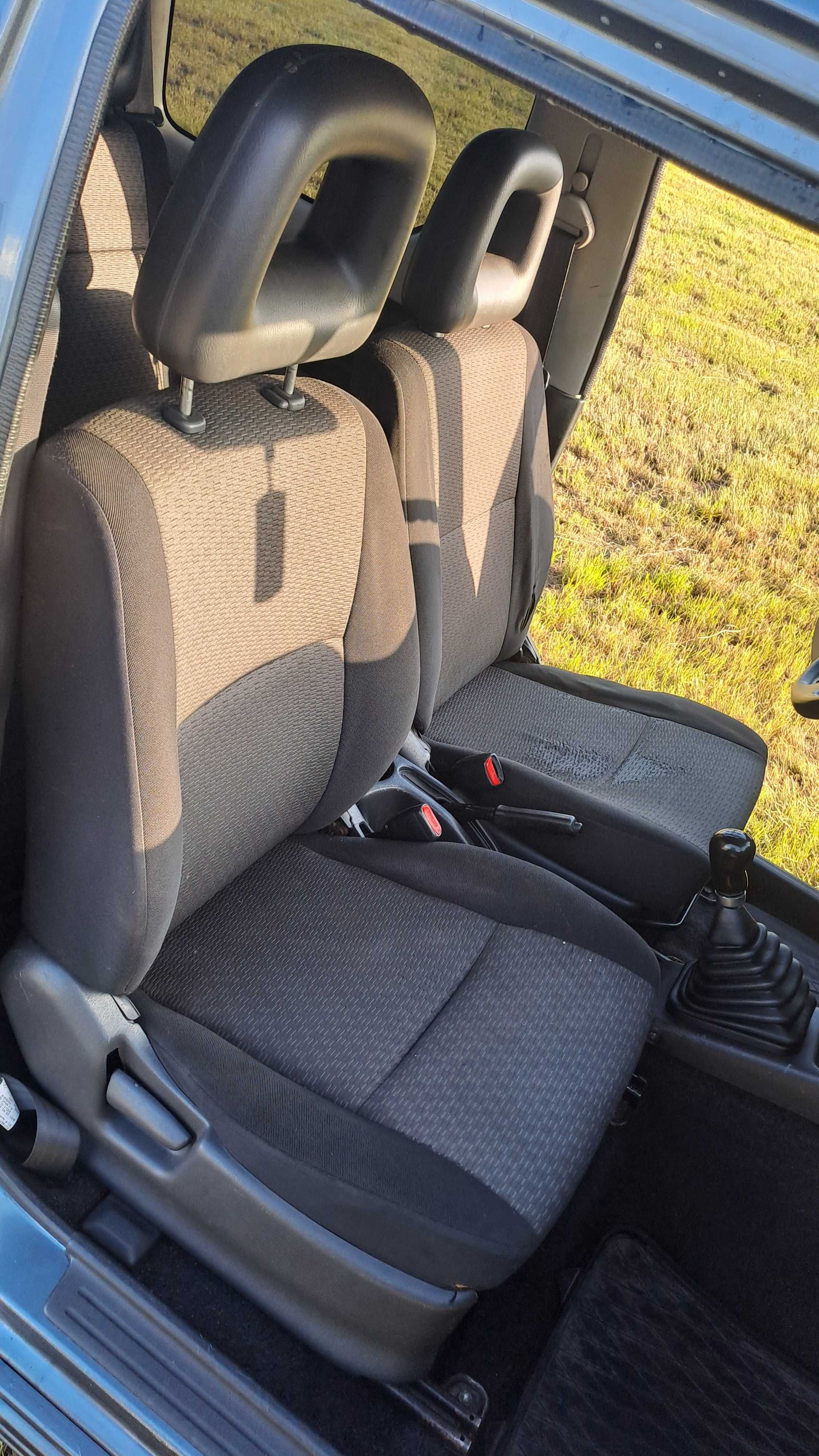 Suzuki Jimny 1.5 DDIS 4X4 z reduktorem.