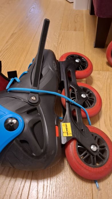 Prawie nowe rolki Powerslide Imperial Black Red 110