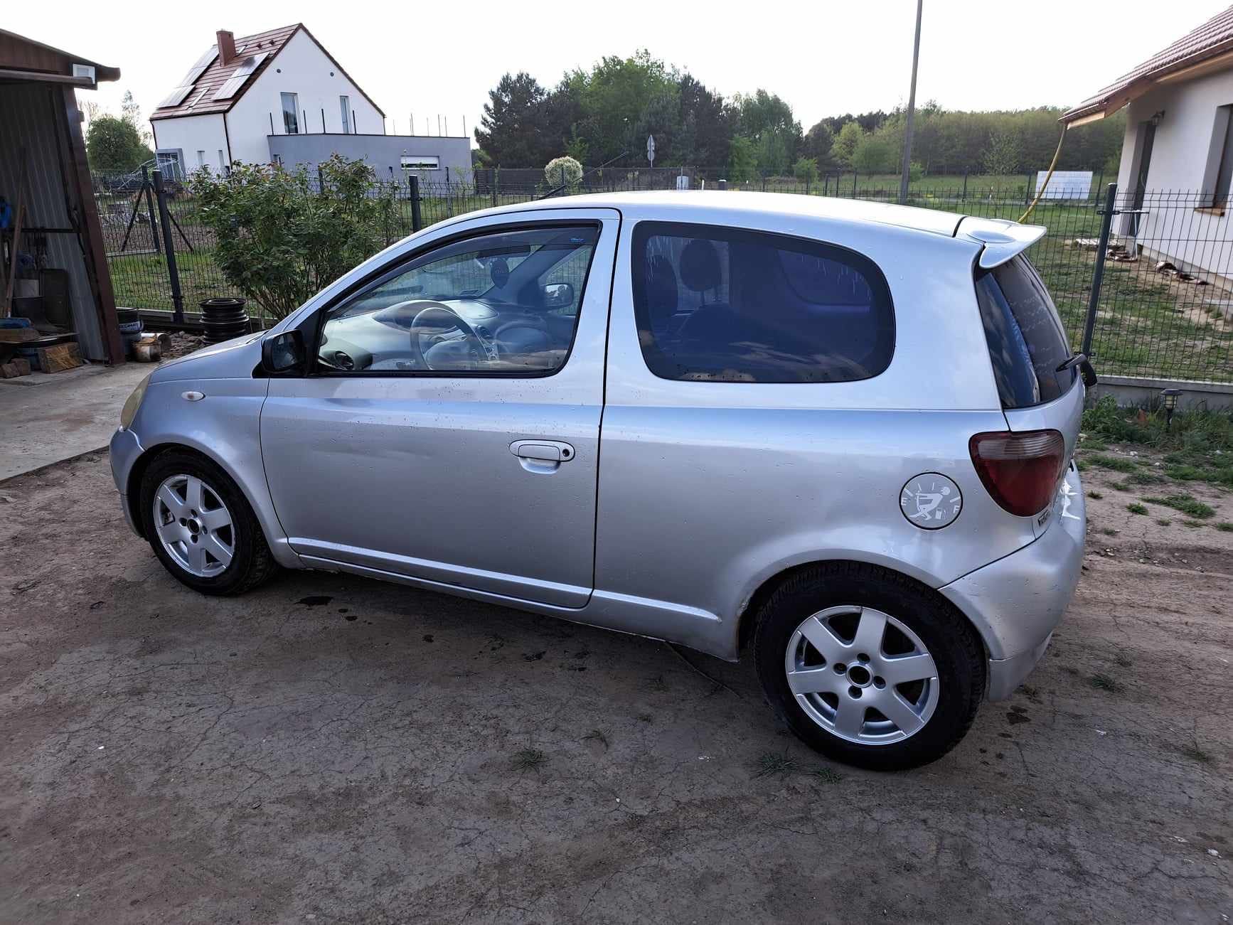 Toyota yaris 1.3