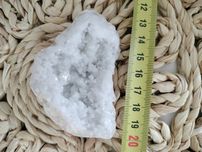 Mała geoda kryształowa kryształ górski kalcyt