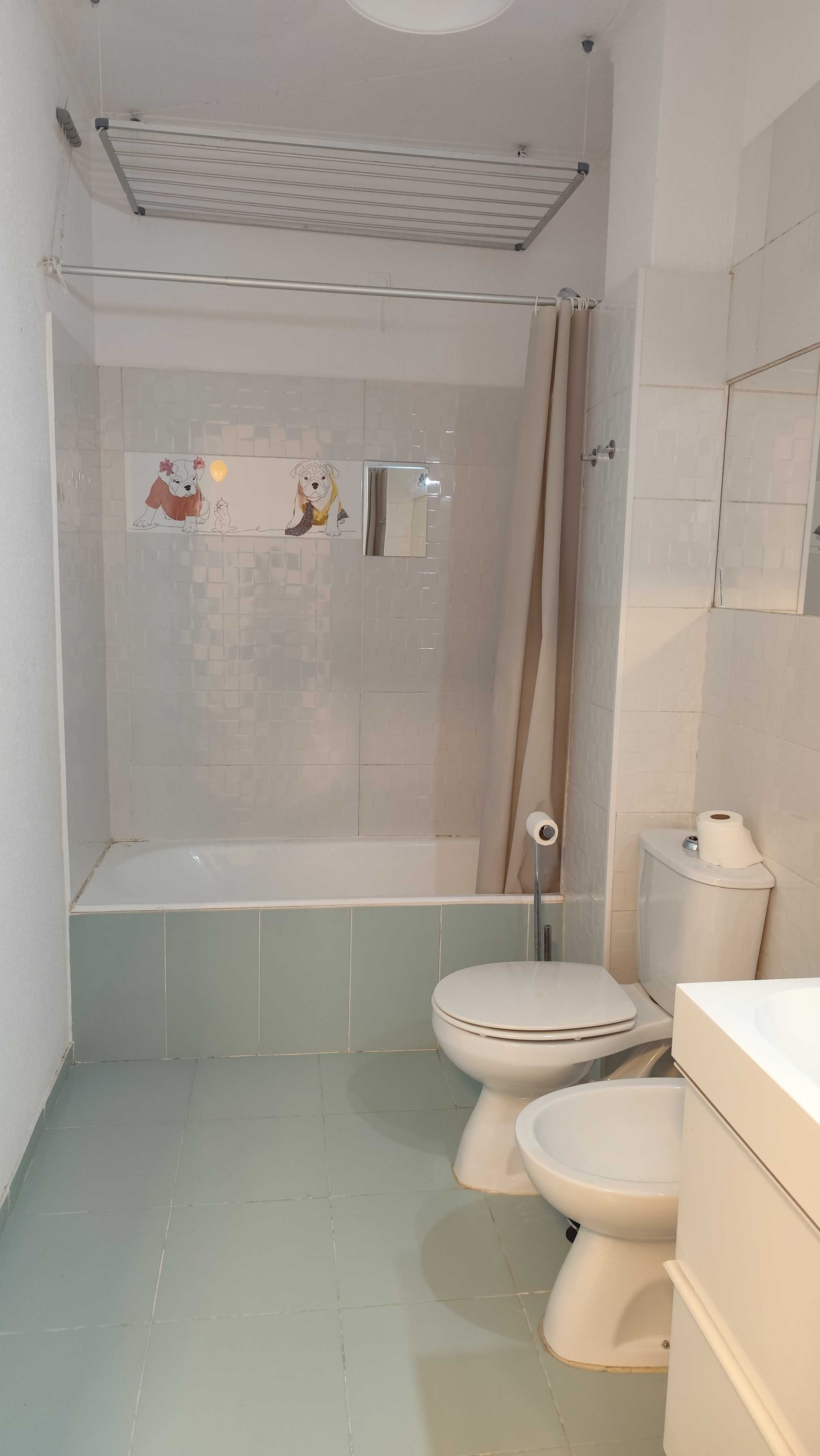 Apartamento em rua Maria Telles Mendes, 8, Paço de Arcos - Oeiras