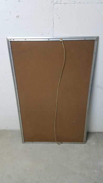 Quadro com moldura em aluminio