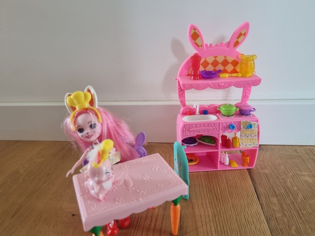 Lalka ENCHANTIMALS Kuchenka Bree Bunny + Zwierzątko Mattel