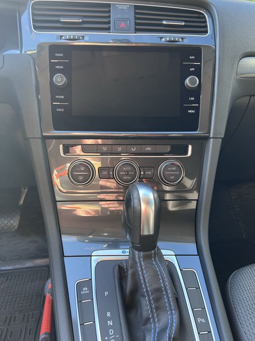 Volkswagen e-golf 36kwt. official