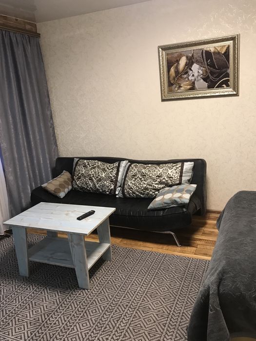 Квартира посуиочно, проспект, центр, документы