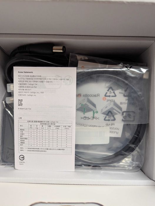 Док-станція CalDigit TS4 Thunderbolt 4 CalDigit TS3 Plus Thunderbolt 3