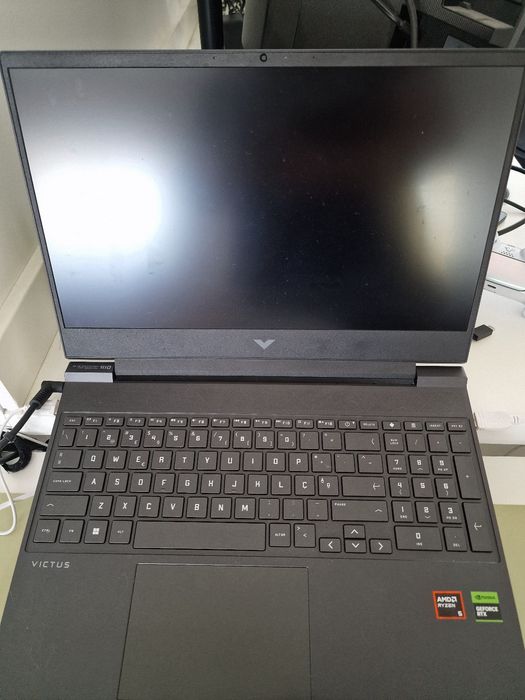 Portatil gaming hp victus