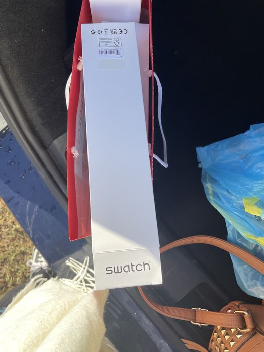 Swatch Majestic Jubilee Unisex White Watch - GZ711