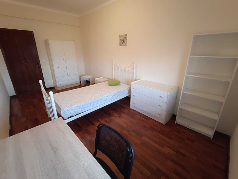 Quartos para arrendar com excelente localização em Castelo Branco
