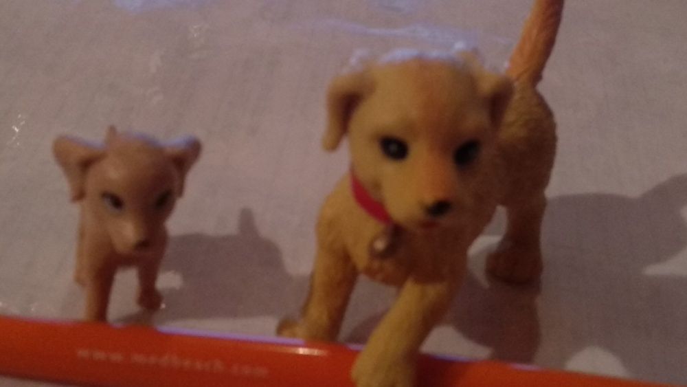 игрушка пластик фигурка собака и щенок бежевые качественные