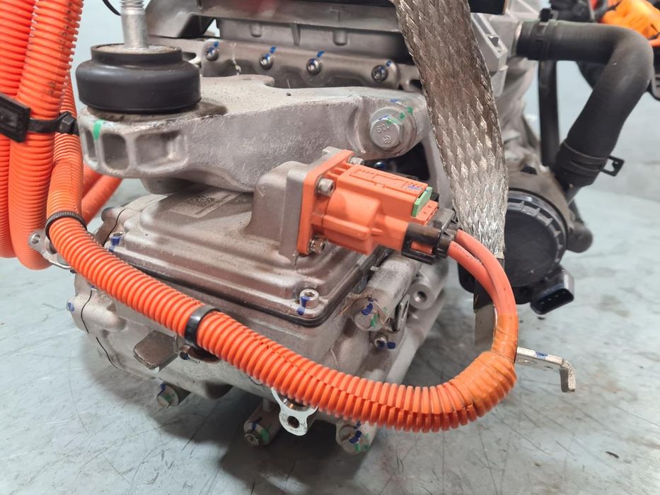 Compressor AC DACIA Spring