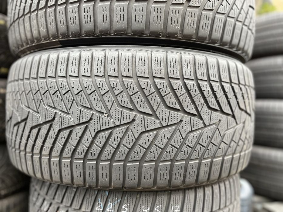 265/40/R20 (зима) Yokohama BluEarth Winter