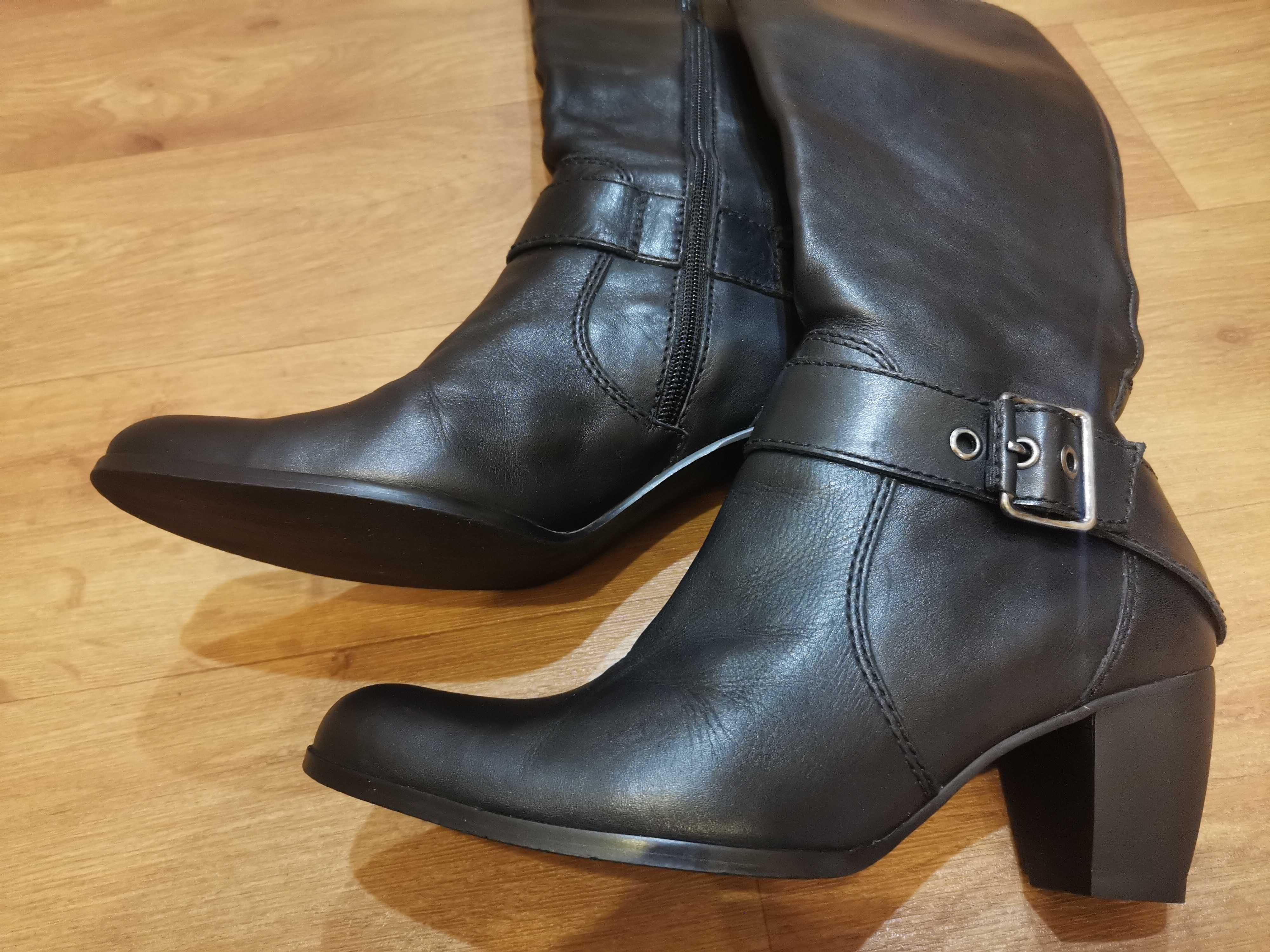 Продам демисезонные сапоги Jones Bootmaker 37 размера.