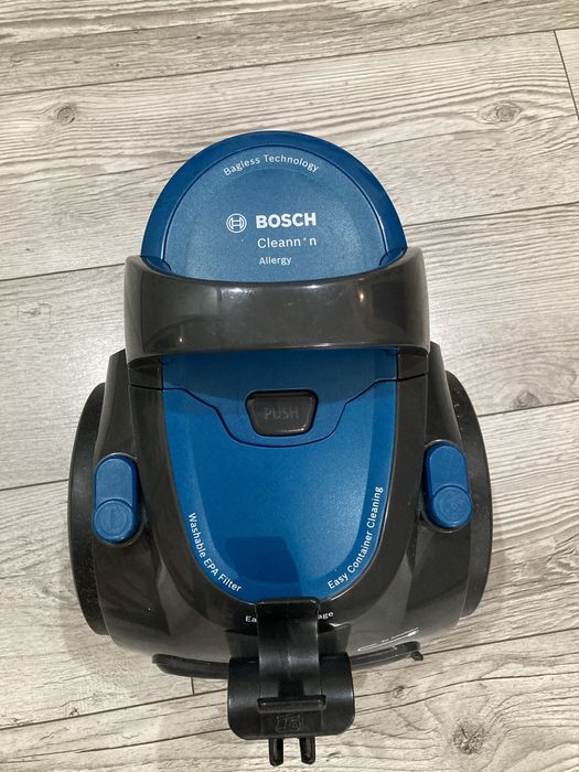 Продам пилосос BOSCH