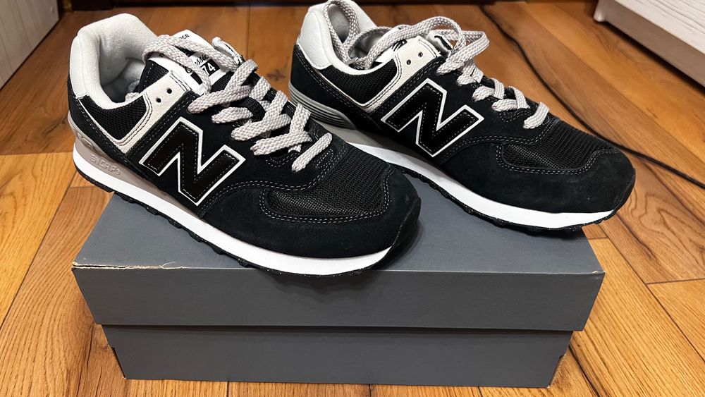 Кросівки чоловічі New Balance 41 розмір