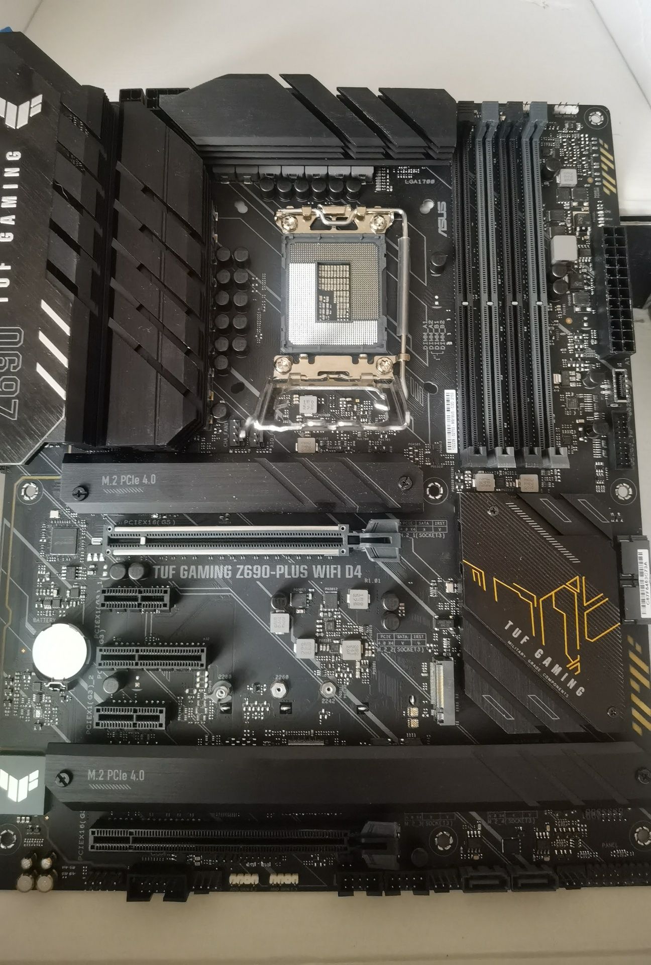 Asus Tug Gaming Z690-PLUS WIFI D4