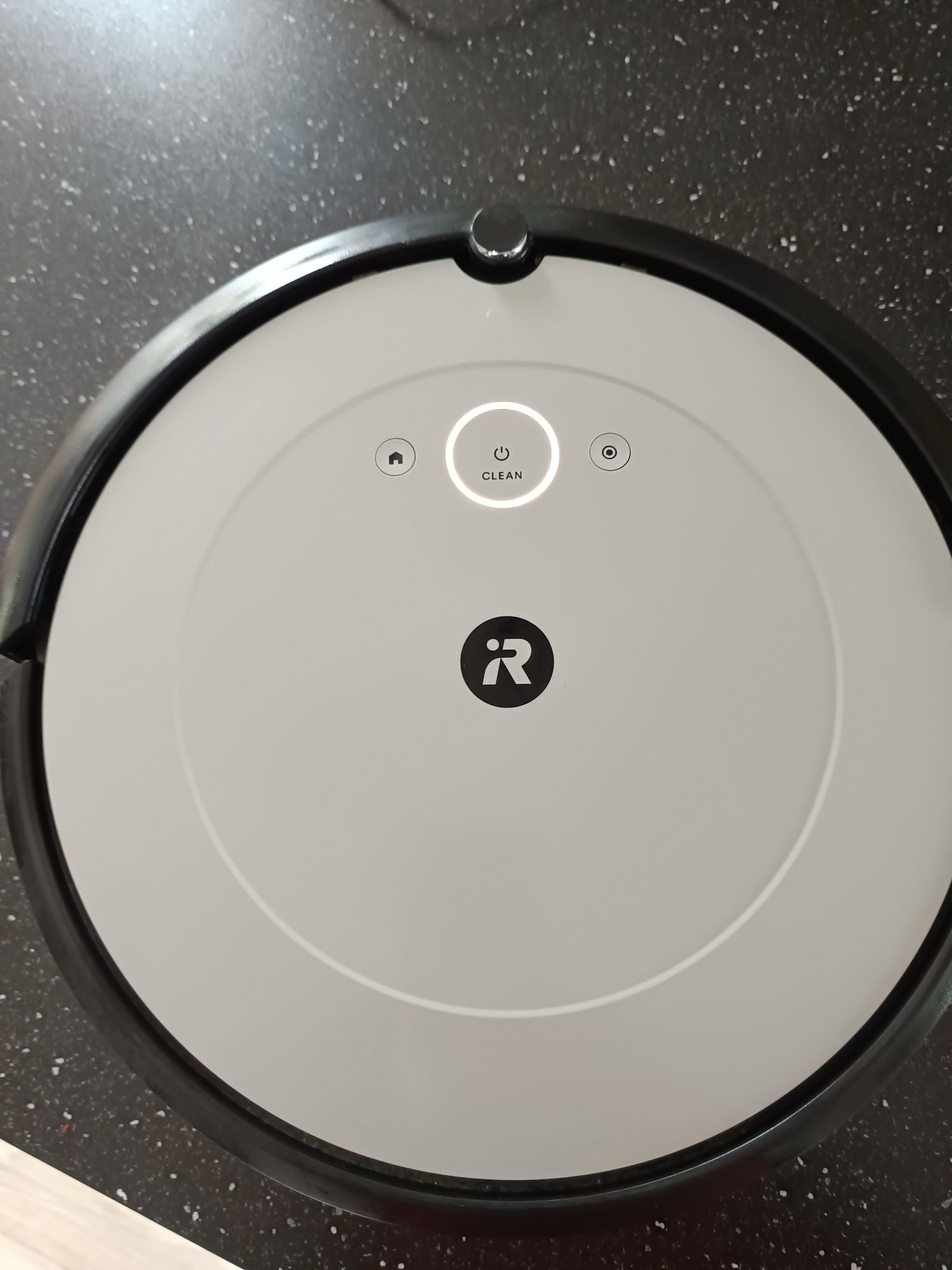 Odkurzacz iRobót roomba i1