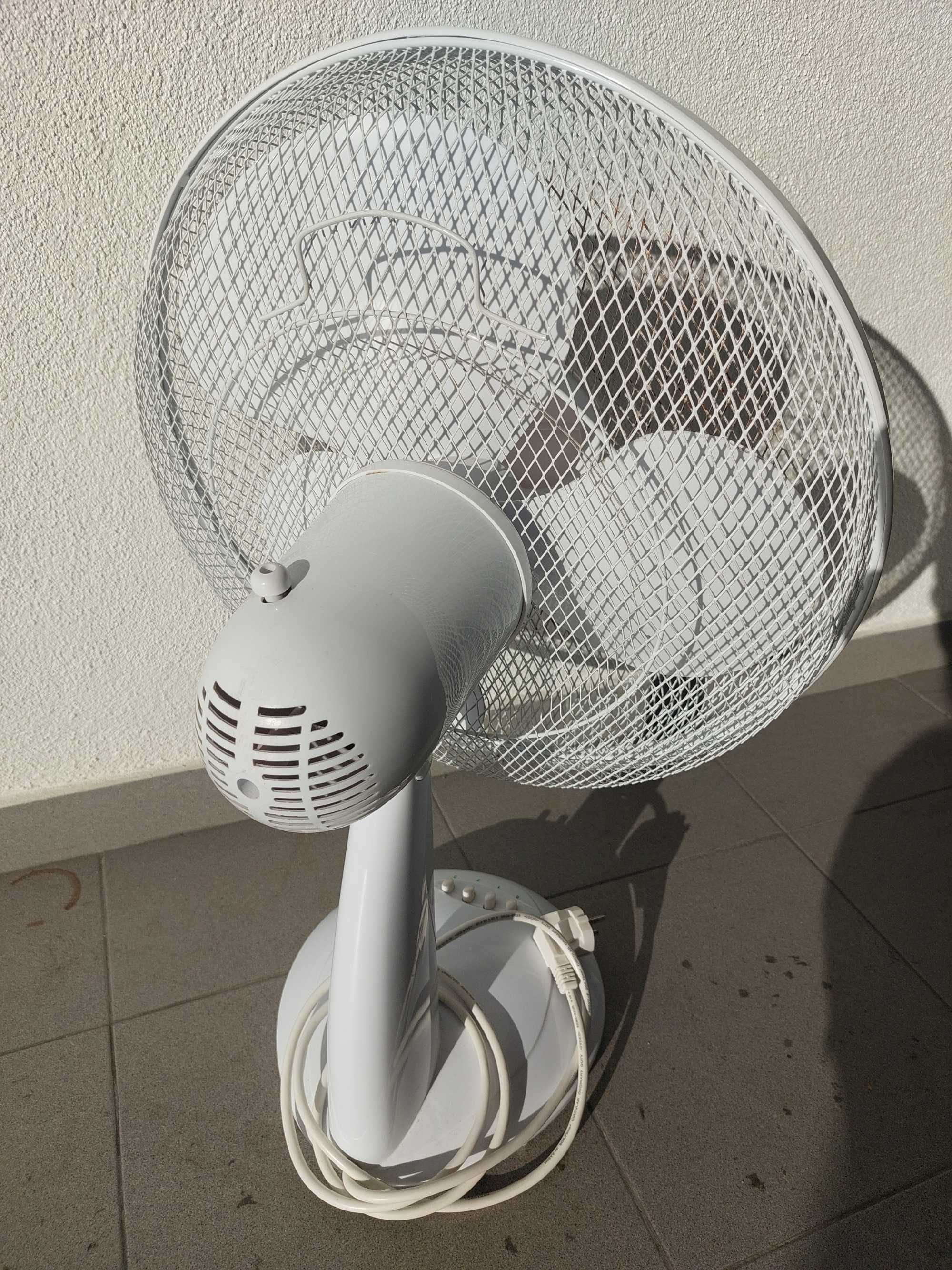 vendo ventoínha de mesa em bom estado