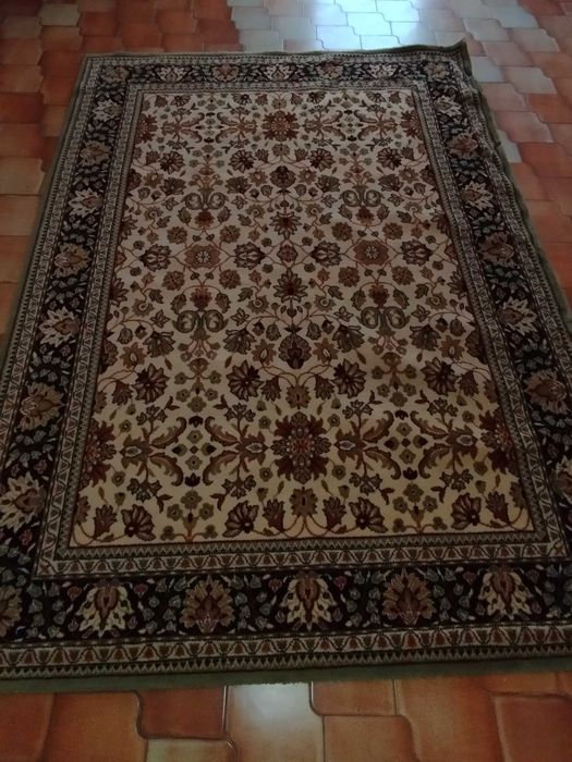 Carpete com Pouco Uso