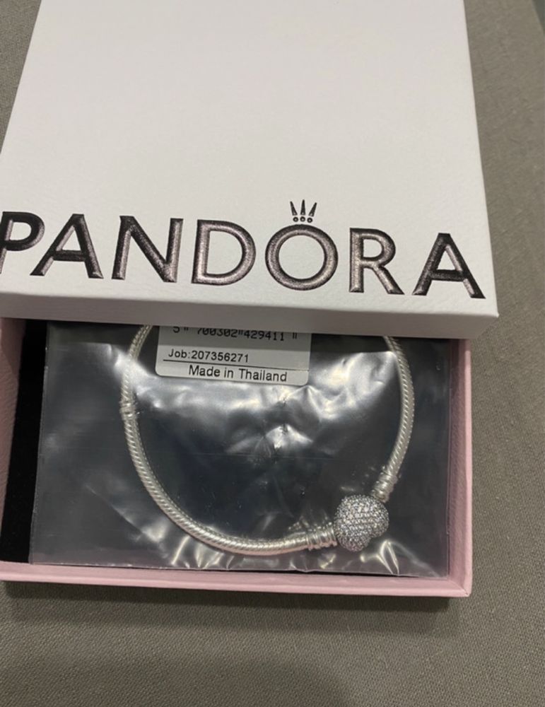 Pandora Pave Moments