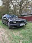 Машина BMW E34. .