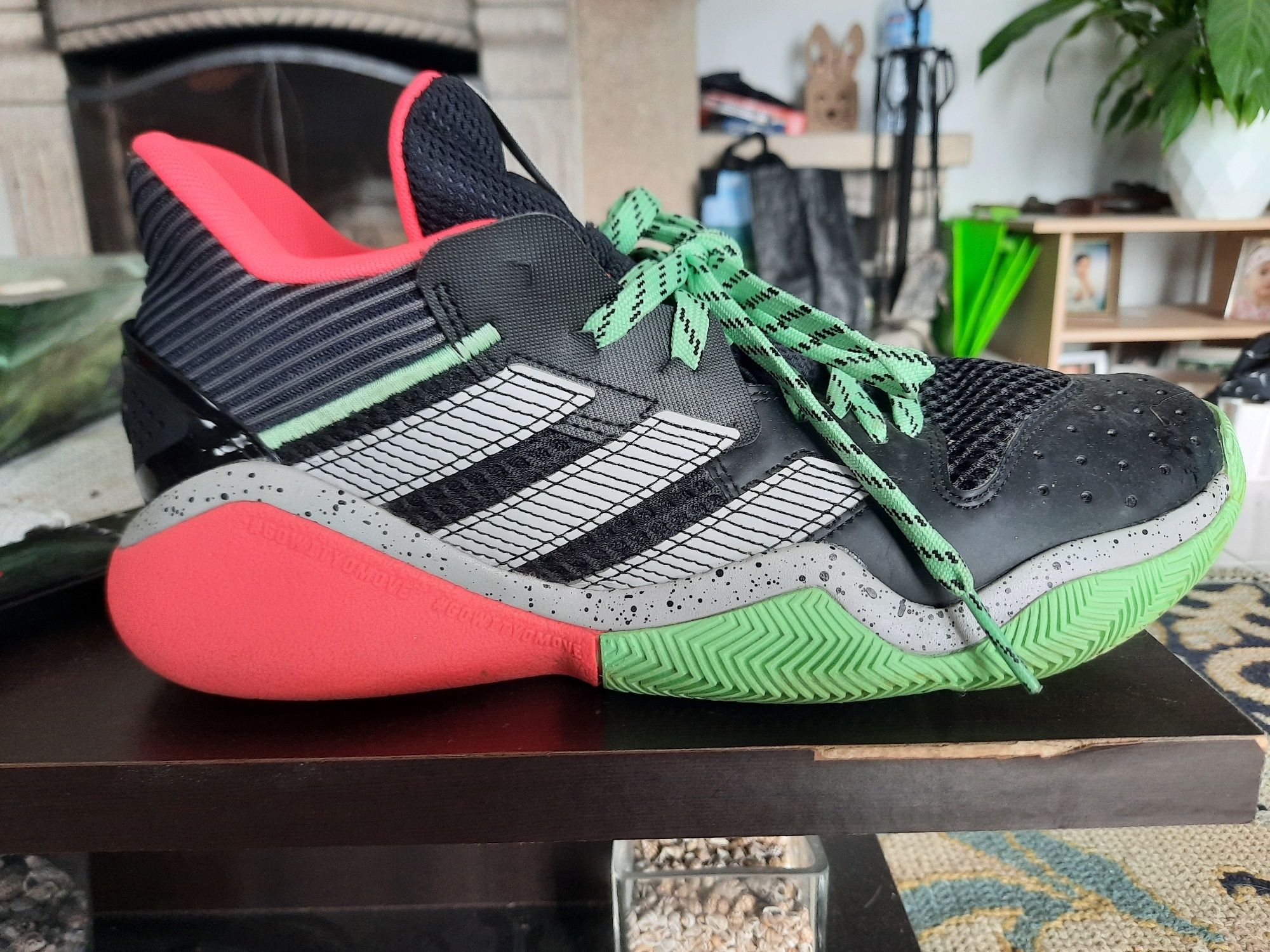 Sapatilhas adidas james harden