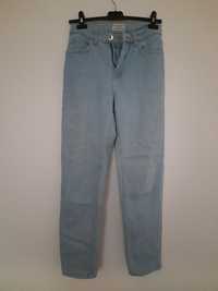 jasne jeansy mom fit