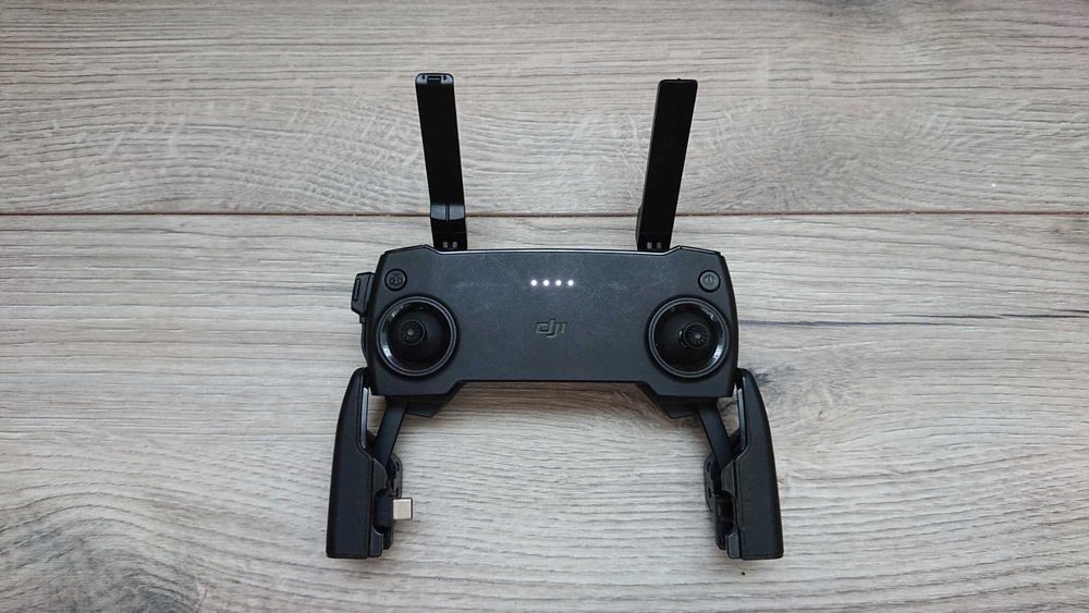 Dron DJI Mavic Mini 1 + 3 akumulatory + case + nóżki