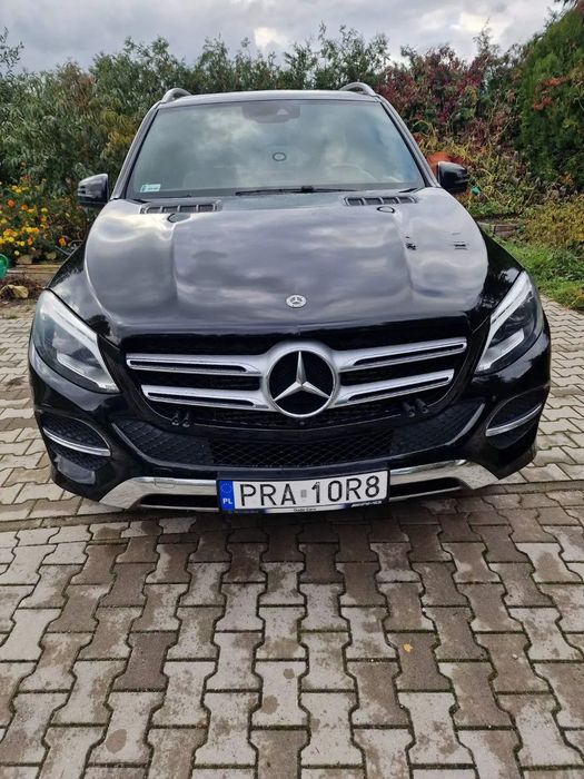 Mercedes-Benz GLE pierwszy właściciel / salon Polska / stan idealny / bezwypadkowy
