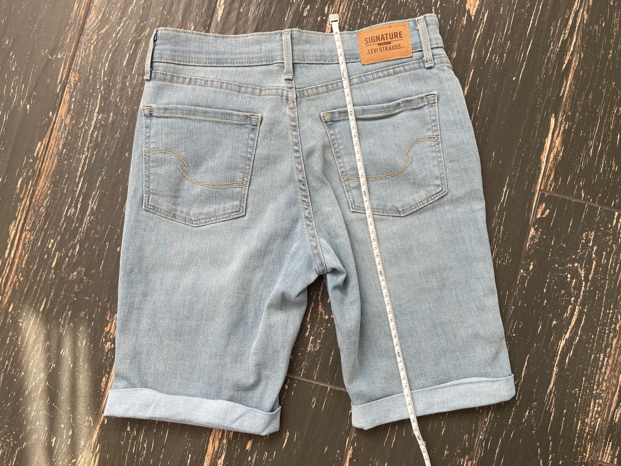 Levi's original. шорты бермуды до колена р s