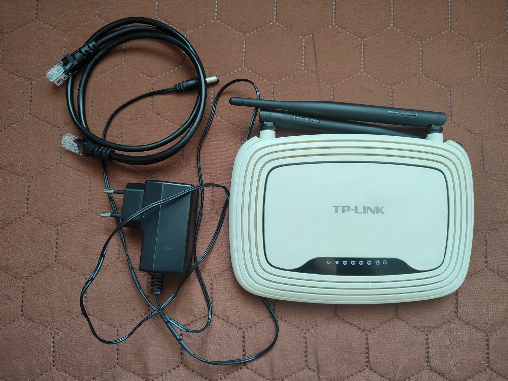 Маршрутизатор TP-Link TL-WR841N