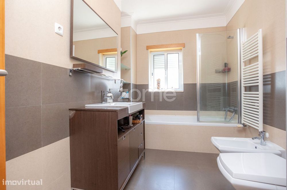 Moradia T5 | Marco dos Pereiros, Santa Clara e Castelo Viegas