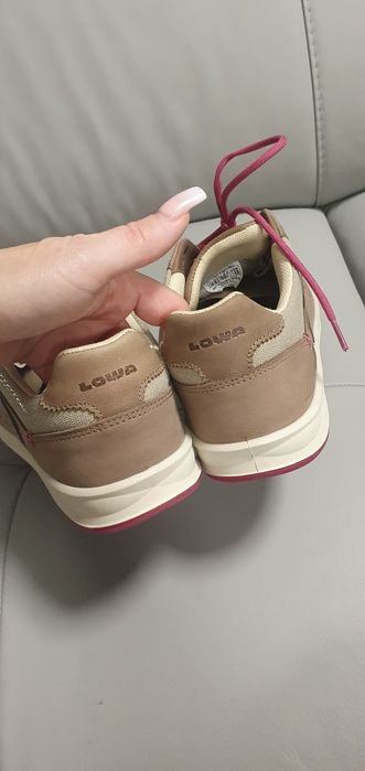 Buty  Lowa nowe 41.5