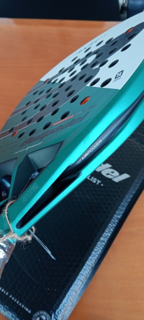 Bullpadel Hack 04 2025 - Nova