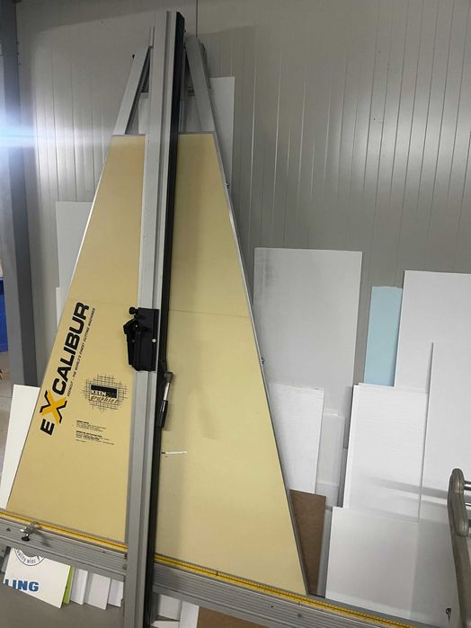 Guilhotina vertical excalibur 135