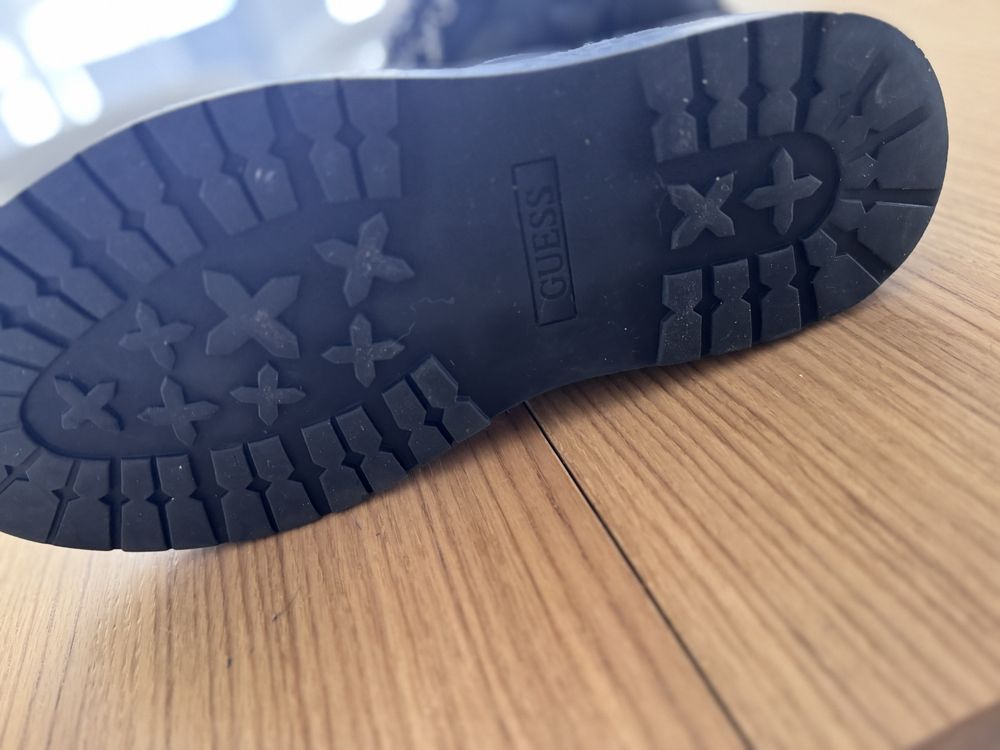 Botki guess rozmiar 42,5