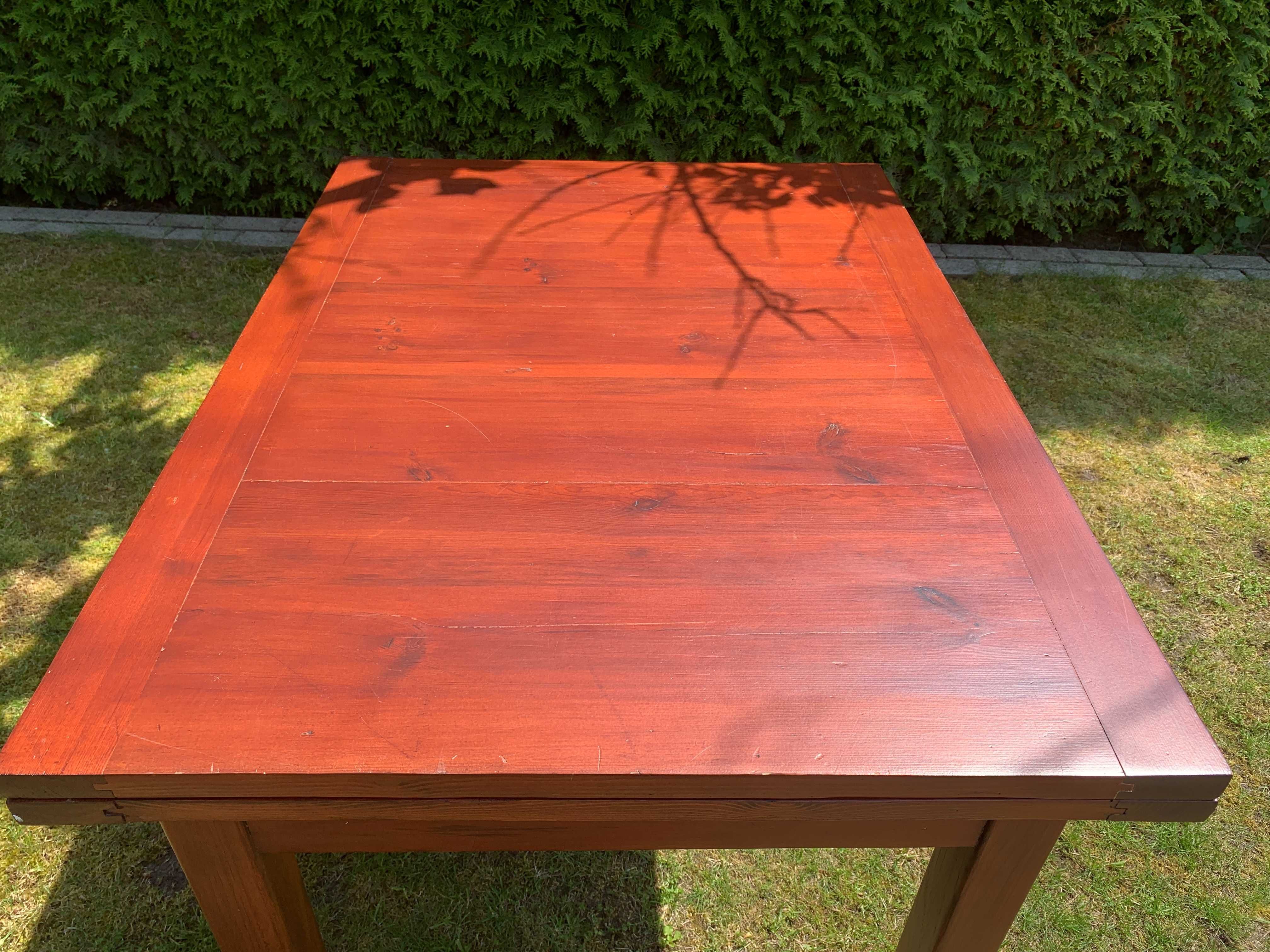 Stary rozkładany drewniany stół po renowacji 82cm x 109cm