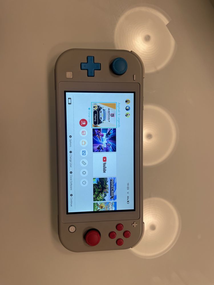 Nintendo Switch Lite Pokémon