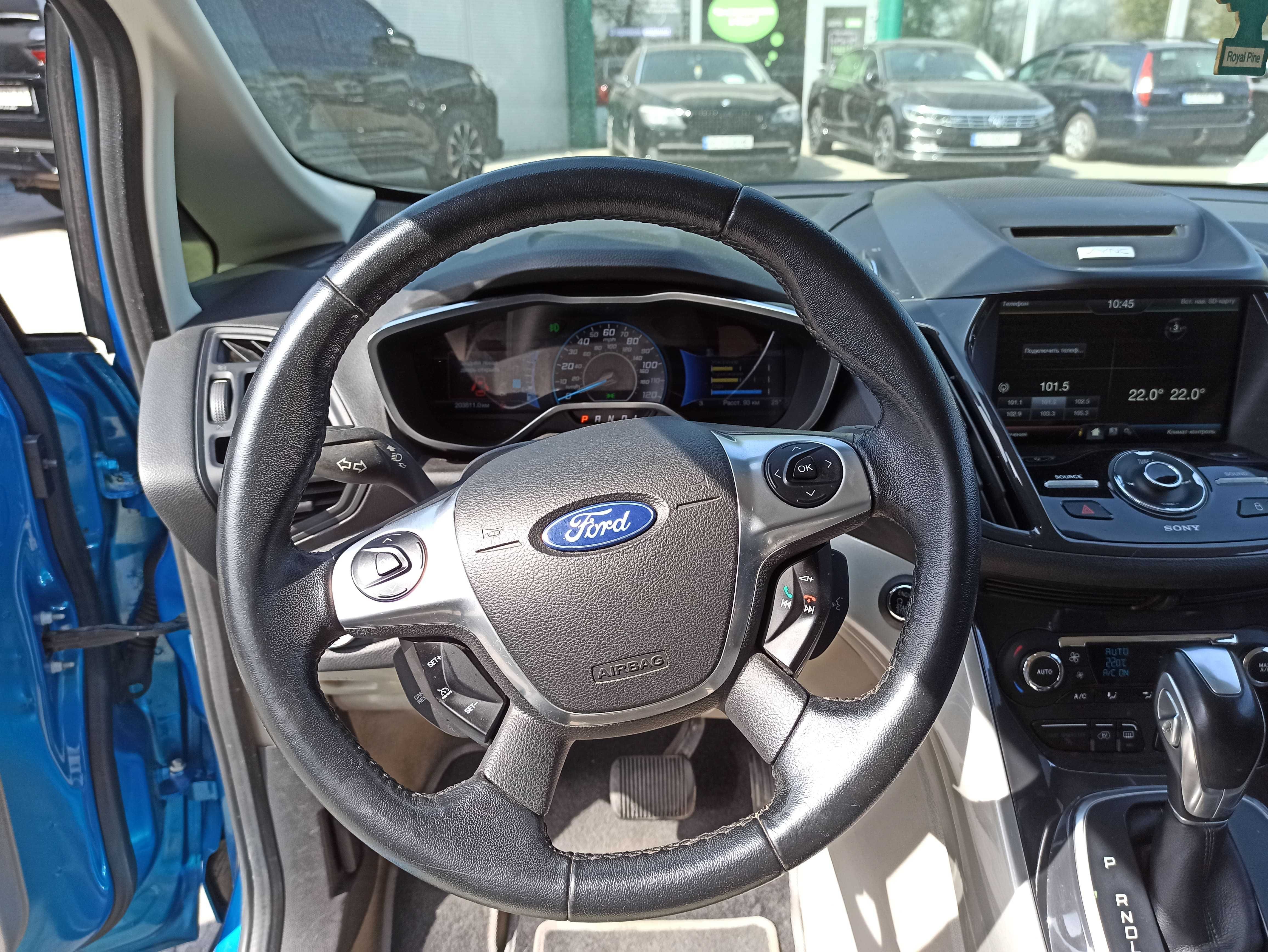 Ford C-Max SEL Hybrid Energy Plugin 2015 року