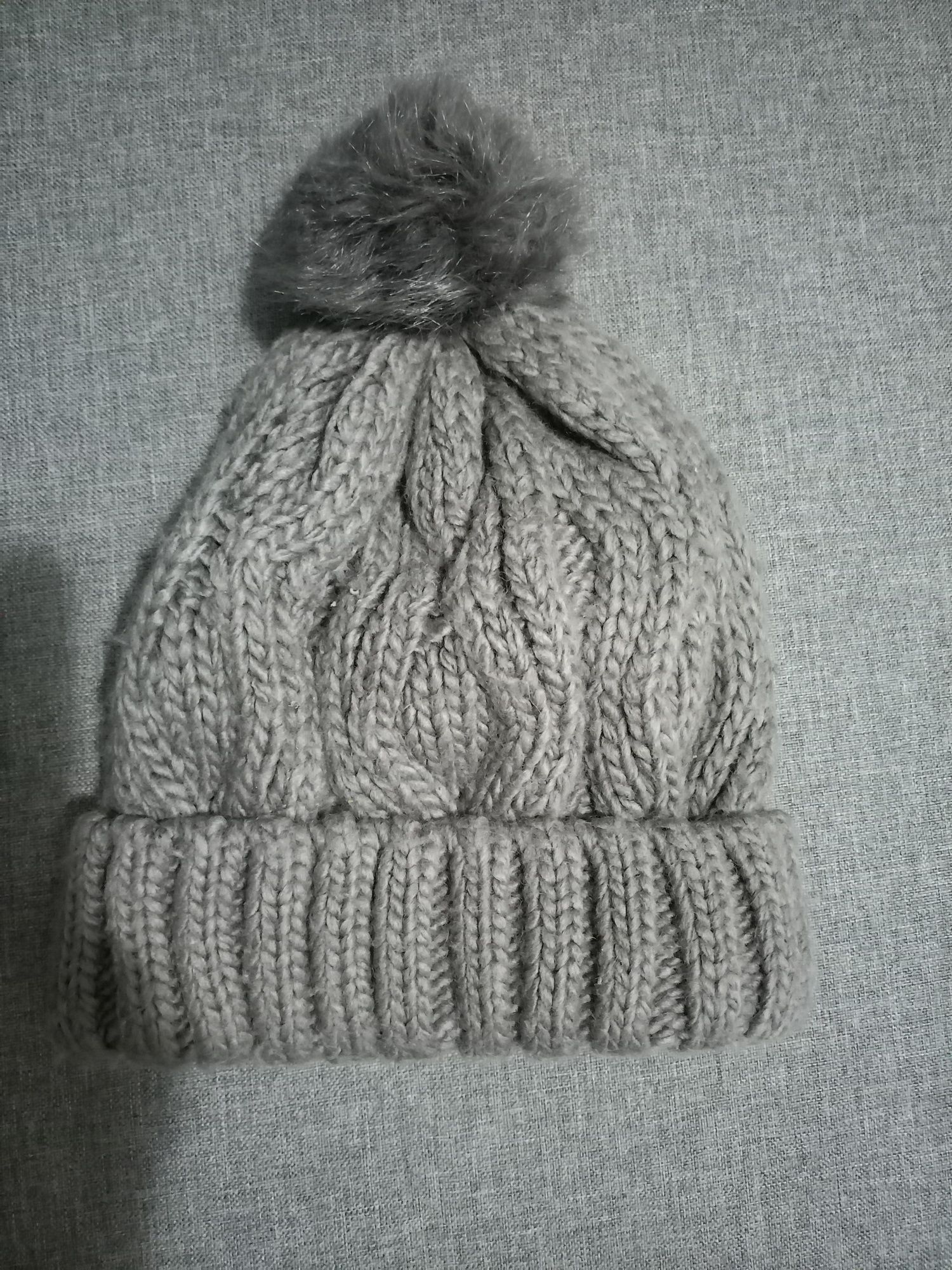 Зимова шапка H&M one size є шерсть