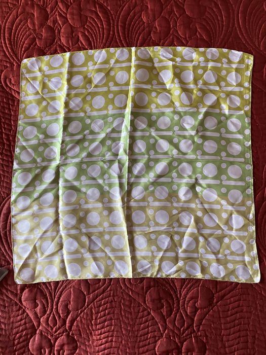 Хустинки на шию ; платки на шею