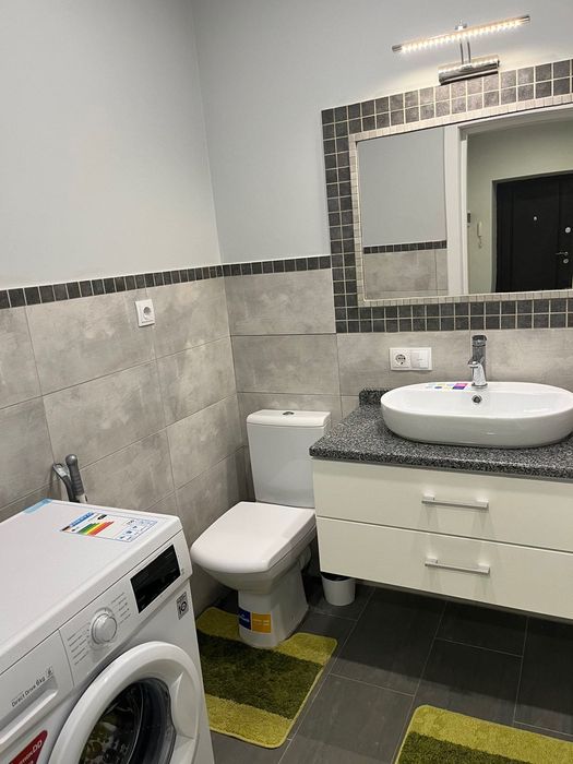 Оренда сучасної 2 км квартири в центрі міста