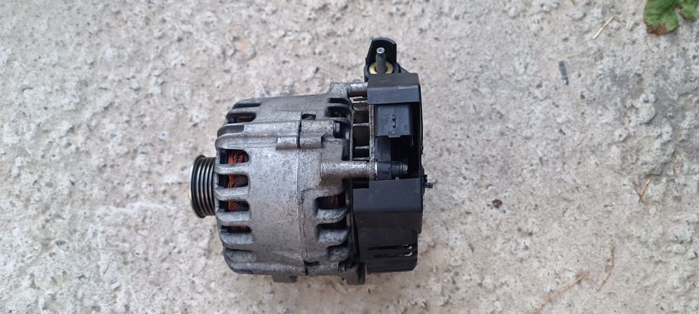 Генератор на Пежо 3008