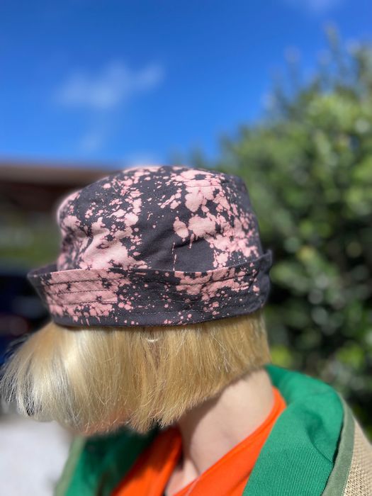 Chapéu com estampa rosa e café Customized hat pink pattern coffee