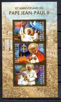 Znaczki Centralna Afryka - Papież , Matka Teresa - blok