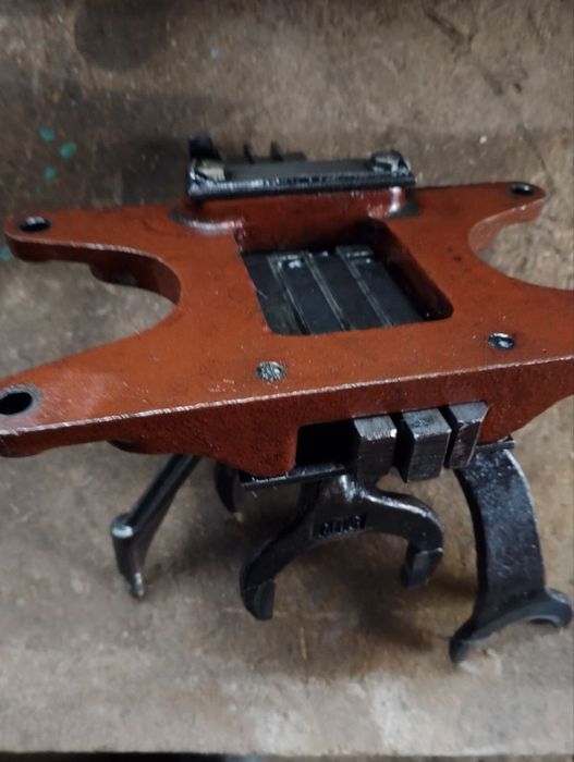 Корпус вилок МТЗ-80