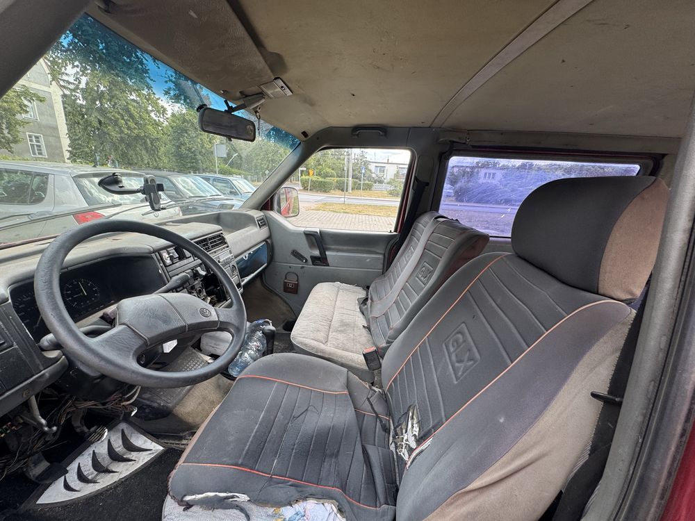 sprzedam VW T4 transporter 2.4 diesel 9 cio osobowy