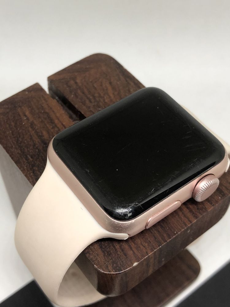 Оригінальні  Apple watch series 2 38 mm gold