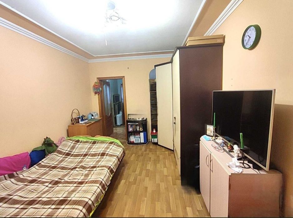 Продам 3 кімнатну квартиру в районі  ,,Депот,, від власника